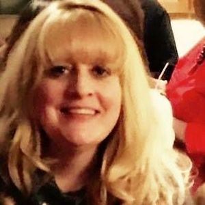 Meet your Posher, Lara